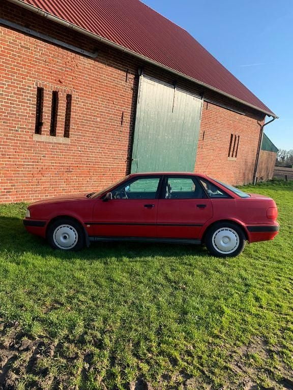 Second-hand Audi 80 90 CP (66 kW) 1991 Roșu Berlinǎ