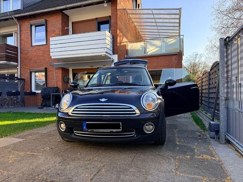 Second-hand Mini ONE 95 CP (69 kW) 2008 Negru Hatchback