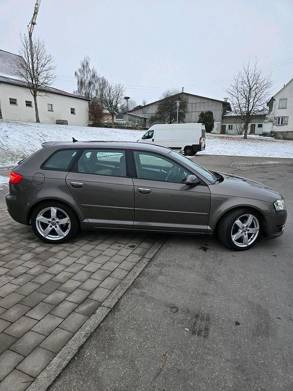 Gebraucht Audi A3 S-Line 160 PS (117 kW) 2010 Grau Limousine