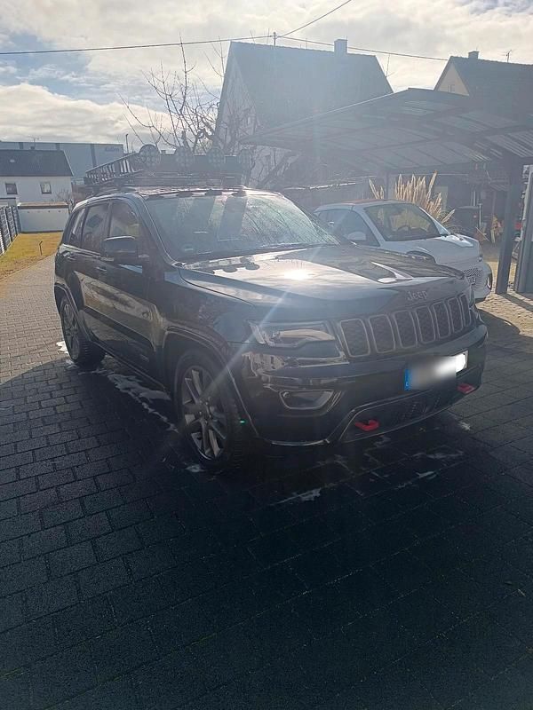 Gebraucht Jeep Grand Cherokee 250 PS (183 kW) 2016 Schwarz SUV