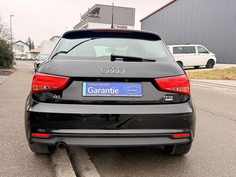 Gebraucht Audi A1 Sportback Basis 95 PS (69 kW) 2017 Schwarz Kleinwagen