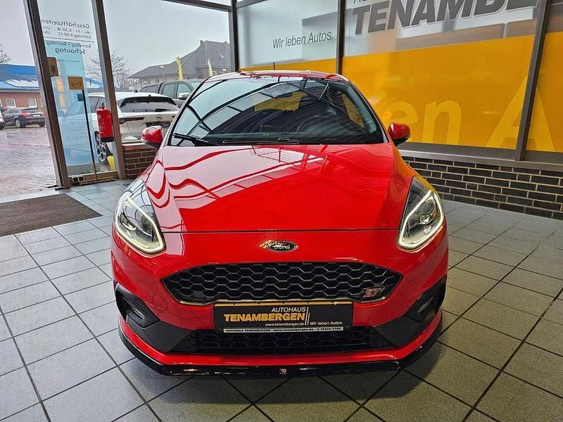 Gebraucht Ford Fiesta ST 200 PS (147 kW) 2019 Rot Kleinwagen