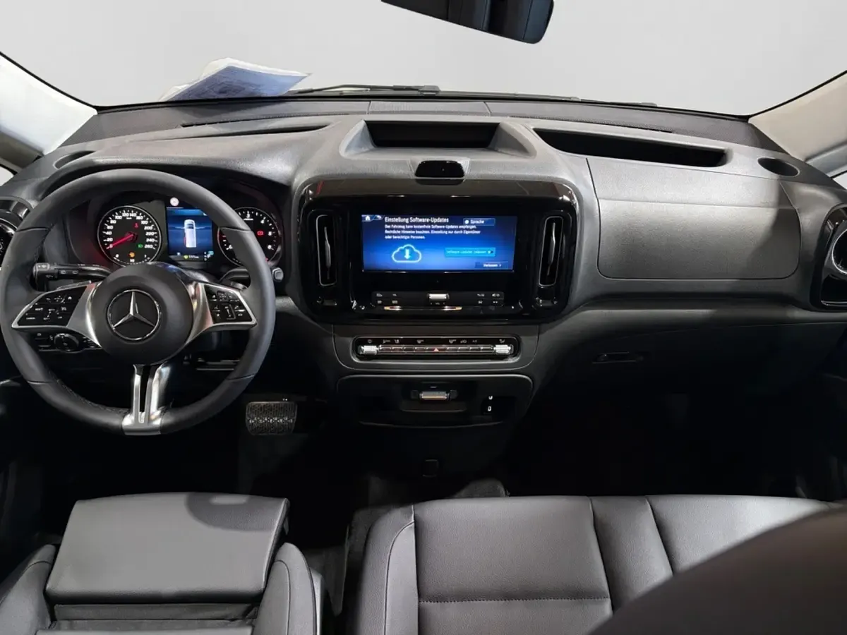 Neu Mercedes Vito 120 PS (88 kW) 2026 Schwarz Van