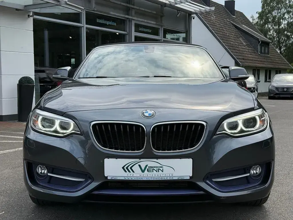 Gebraucht BMW 218 Sport Line 150 PS (110 kW) 2016 Mineralgrau metallic Cabrio