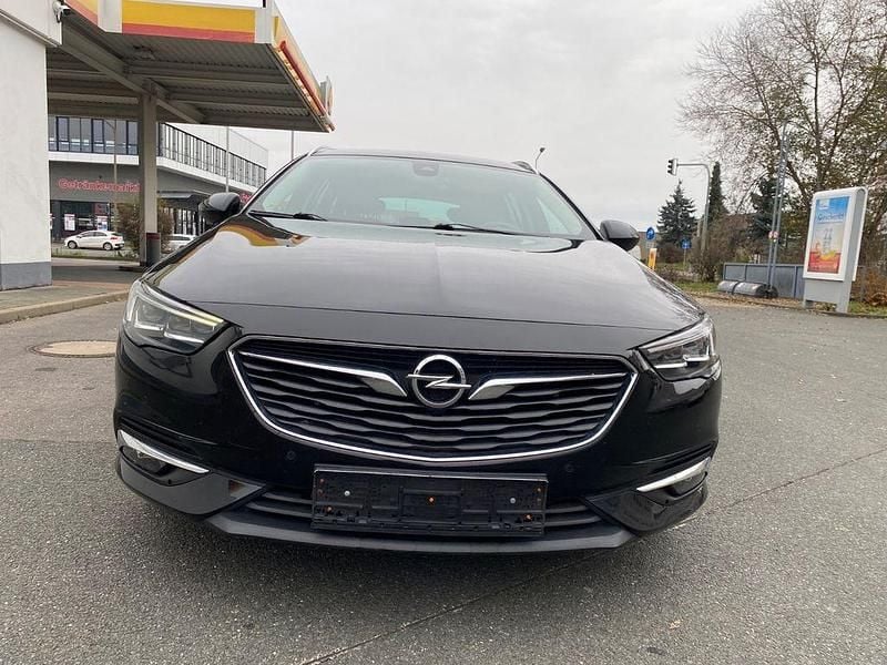 Schwarz Gebraucht 2017 Opel Insignia Innovation Kombi | 13.780 € (Fairer Preis) - Bild 1/4