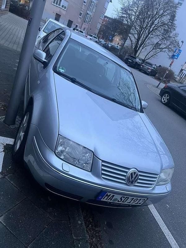 Gebraucht VW Bora 102 PS (75 kW) 2004 Limousine