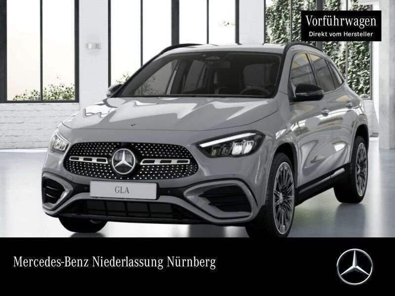 Kosmosschwarz Gebraucht 2025 Mercedes GLA200 AMG SUV | 43.900 € (Fairer Preis) - Bild 1/4