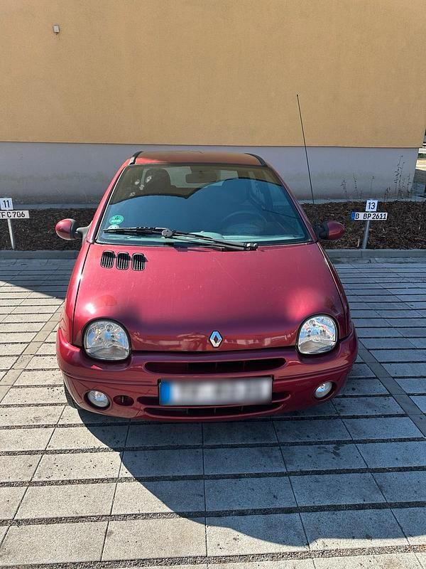 Gebraucht Renault Twingo 75 PS (55 kW) 2004 Rot Kleinwagen