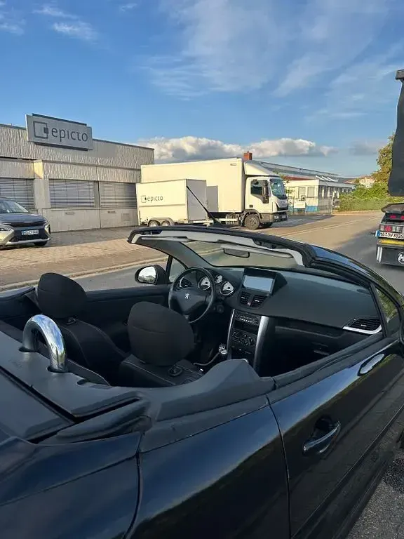 Gebraucht Peugeot 207 CC Sport 120 PS (88 kW) 2008 Schwarz Cabrio