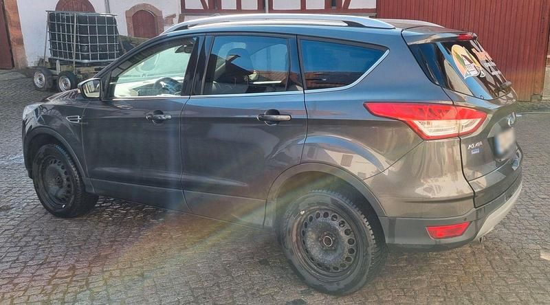 Używany Ford Kuga Titanium 150 KM (110 kW) 2016 Srebrny SUV