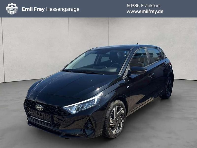 Phantom black metallic Gebraucht 2023 Hyundai i20 Trend Kleinwagen | 16.950 € (Guter Preis) - Bild 1/4
