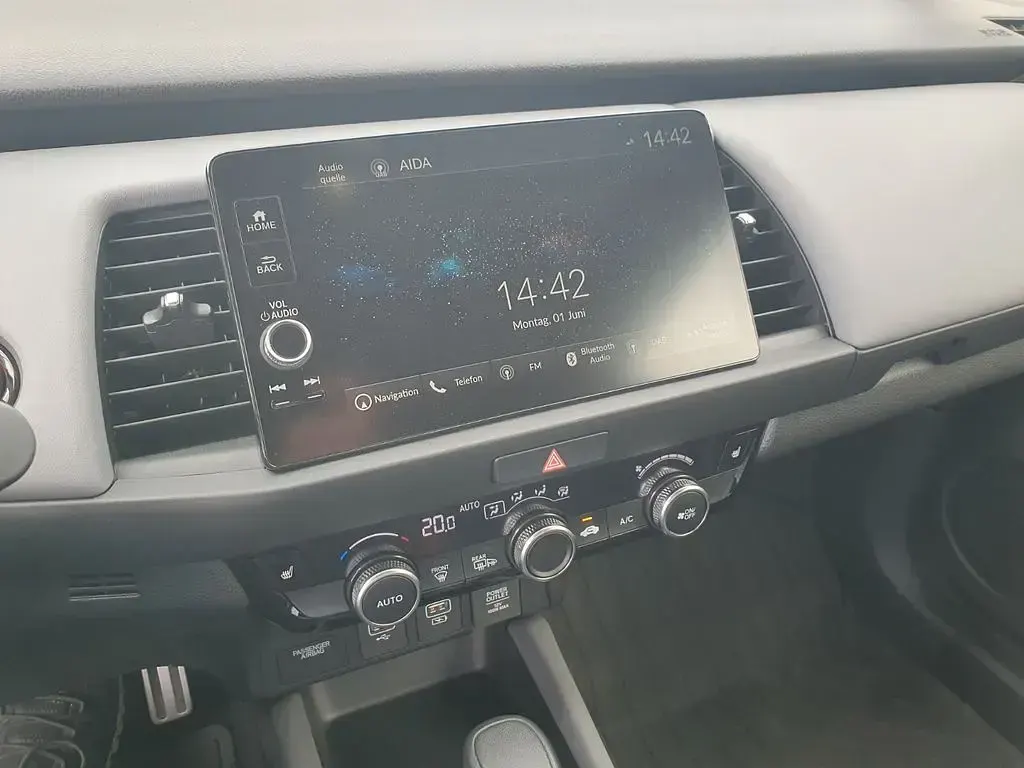 Gebraucht Honda Jazz Advance 122 PS (89 kW) 2023 Weiß Kleinwagen