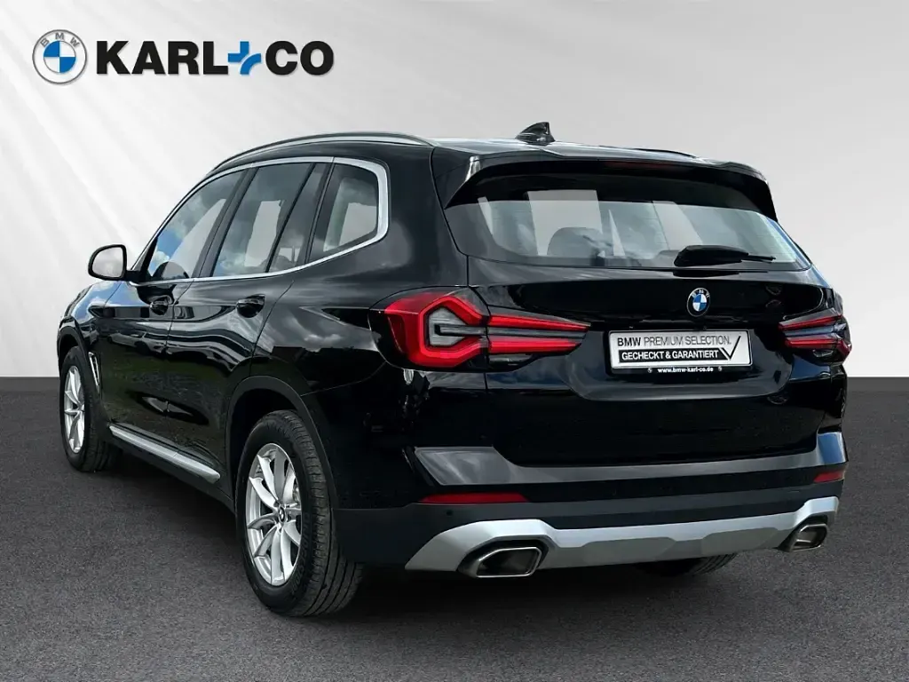 Gebraucht BMW X3 Sport Line 190 PS (139 kW) 2024 Schwarz SUV