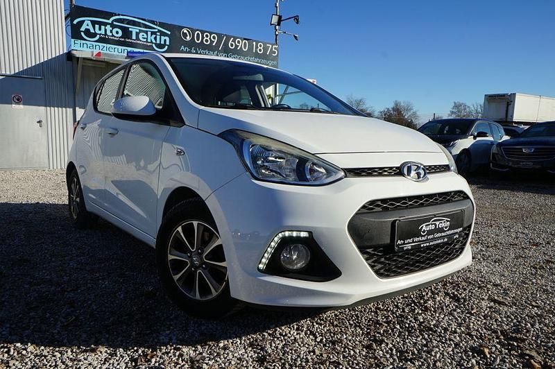 Weiß Gebraucht 2015 Hyundai i10 Kleinwagen | 7.950 € (Fairer Preis) - Bild 1/3
