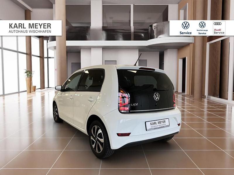 Second-hand VW up! Active 65 CP (47 kW) 2021 Alb Hatchback