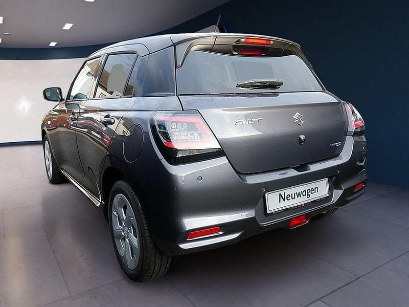 Neu Suzuki Swift Comfort 83 PS (61 kW) 2026 Grau Limousine
