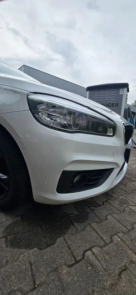 Gebraucht BMW 218 Active Tourer 150 PS (110 kW) 2015 Weiß Van / Kleinbus