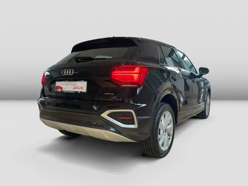 Gebraucht Audi Q2 Sport 190 PS (139 kW) 2022 Mythosschwarz metallic SUV