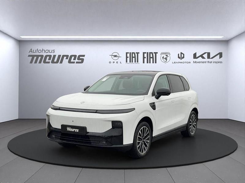 Neu Leapmotor B10 160 kW (218 PS) 2026 Weiss SUV