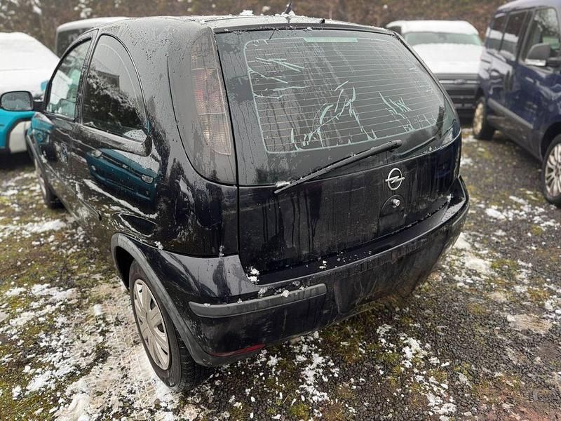 Gebraucht Opel Corsa Sport 75 PS (55 kW) 2004 Braun Limousine