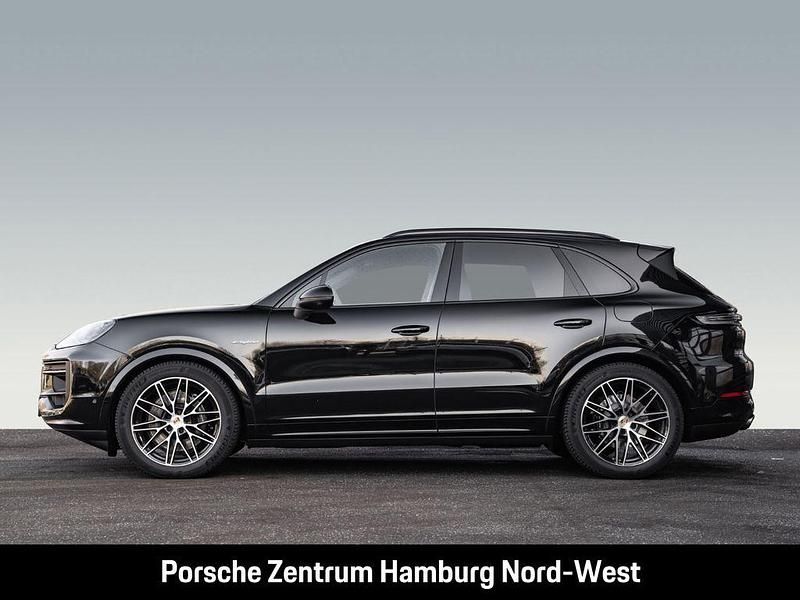 Gebraucht Porsche Cayenne 470 PS (345 kW) 2025 Schwarz SUV