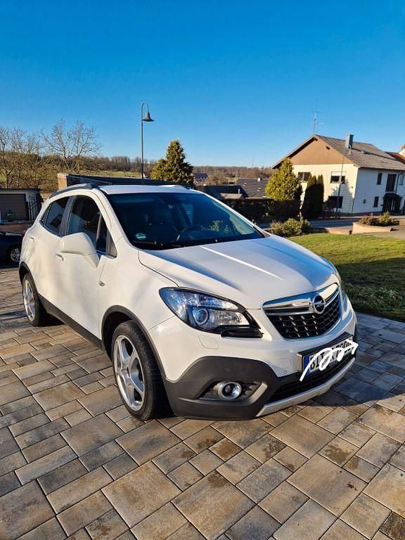 Weiß Gebraucht 2015 Opel Mokka Edition SUV | 8.800 € (Guter Preis) - Bild 1/4