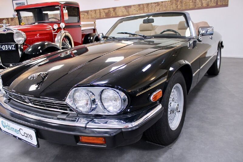 Schwarz Gebraucht 1990 Jaguar XJS S Cabrio | 34.500 € - Bild 1/4