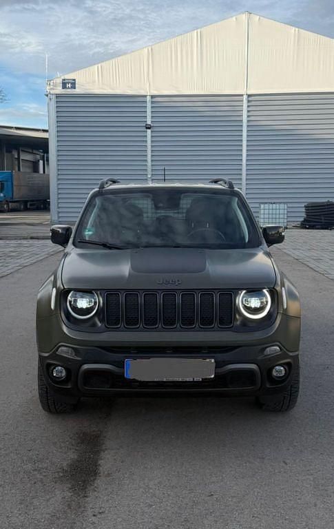 Grün Gebraucht 2020 Jeep Renegade Trailhawk SUV | 21.100 € (Fairer Preis) - Bild 1/4