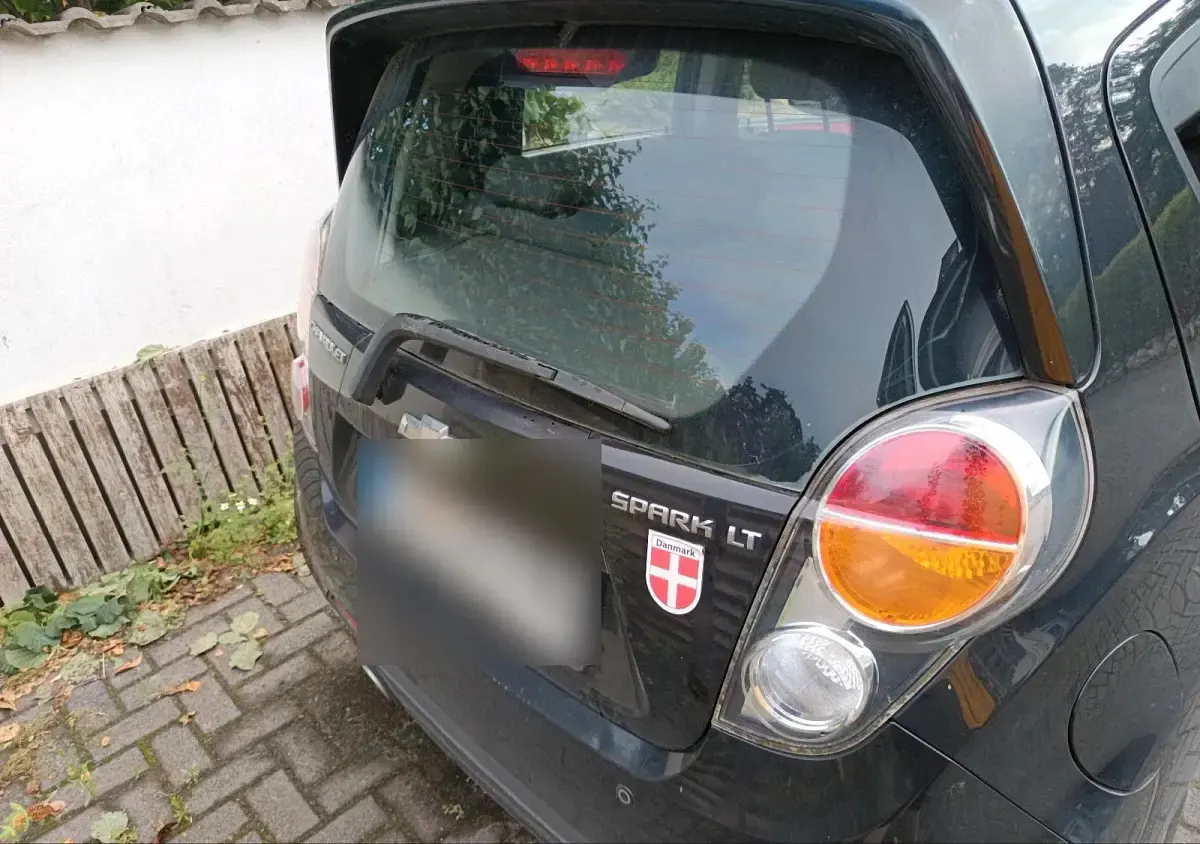 Gebraucht Chevrolet Spark 82 PS (60 kW) 2012 Schwarz Kleinwagen