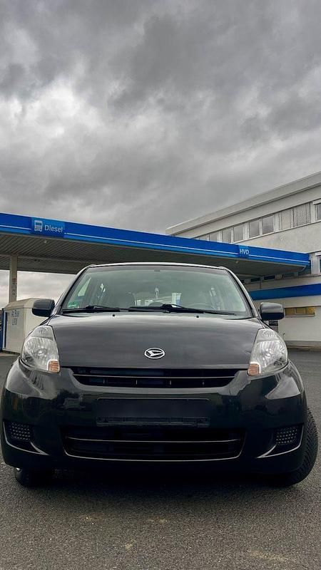 Schwarz Gebraucht 2009 Daihatsu Sirion Kleinwagen | 2.250 € (Superpreis) - Bild 1/4