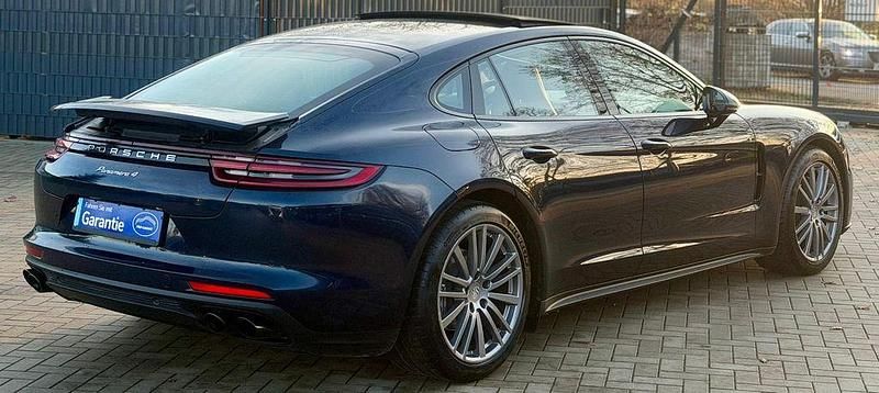 Gebraucht Porsche Panamera 4 330 PS (242 kW) 2017 Blau Limousine