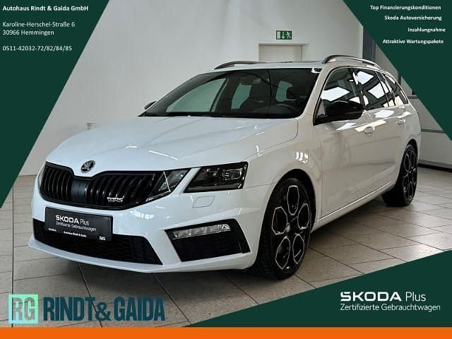 Weiss Gebraucht 2018 Skoda Octavia RS Kombi | 25.999 € (Teuer) - Bild 1/4