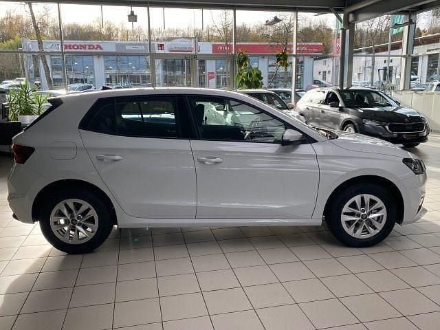 Neu Skoda Fabia Selection 80 PS (58 kW) 2026 Weiß Limousine