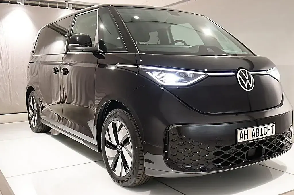 Gebraucht VW ID. Buzz Pro 150 kW (204 PS) 2023 Schwarz (deep black perleffekt (schwarz)) Van / Kleinbus