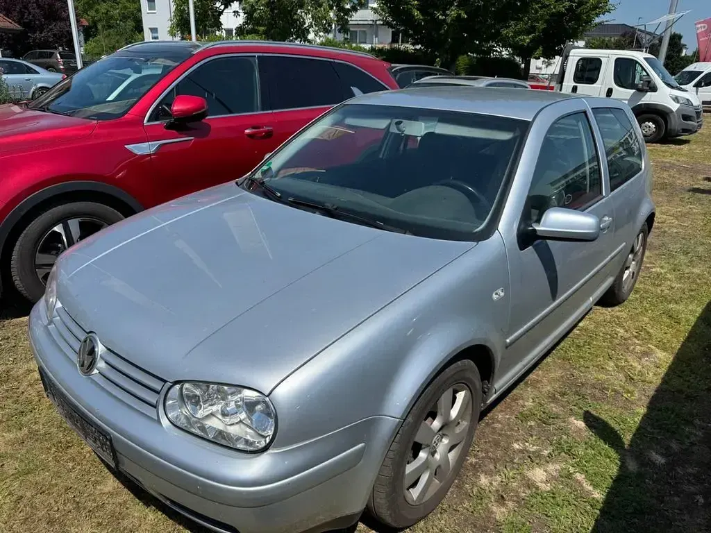 Gebraucht VW Golf IV 101 PS (74 kW) 2003 Silber Limousine