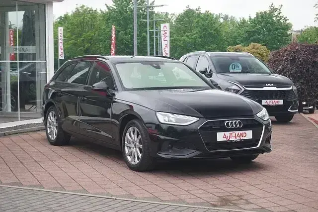 Gebraucht Audi A4 Comfort 265 PS (194 kW) 2022 Brillantschwarz Kombi