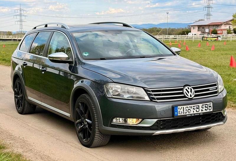 Gebraucht VW Passat Alltrack 140 PS (102 kW) 2013 Grau Kombi