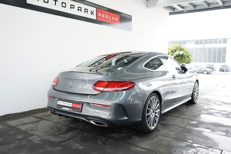 Gebraucht Mercedes C300 AMG line 245 PS (180 kW) 2017 Grau Coupé