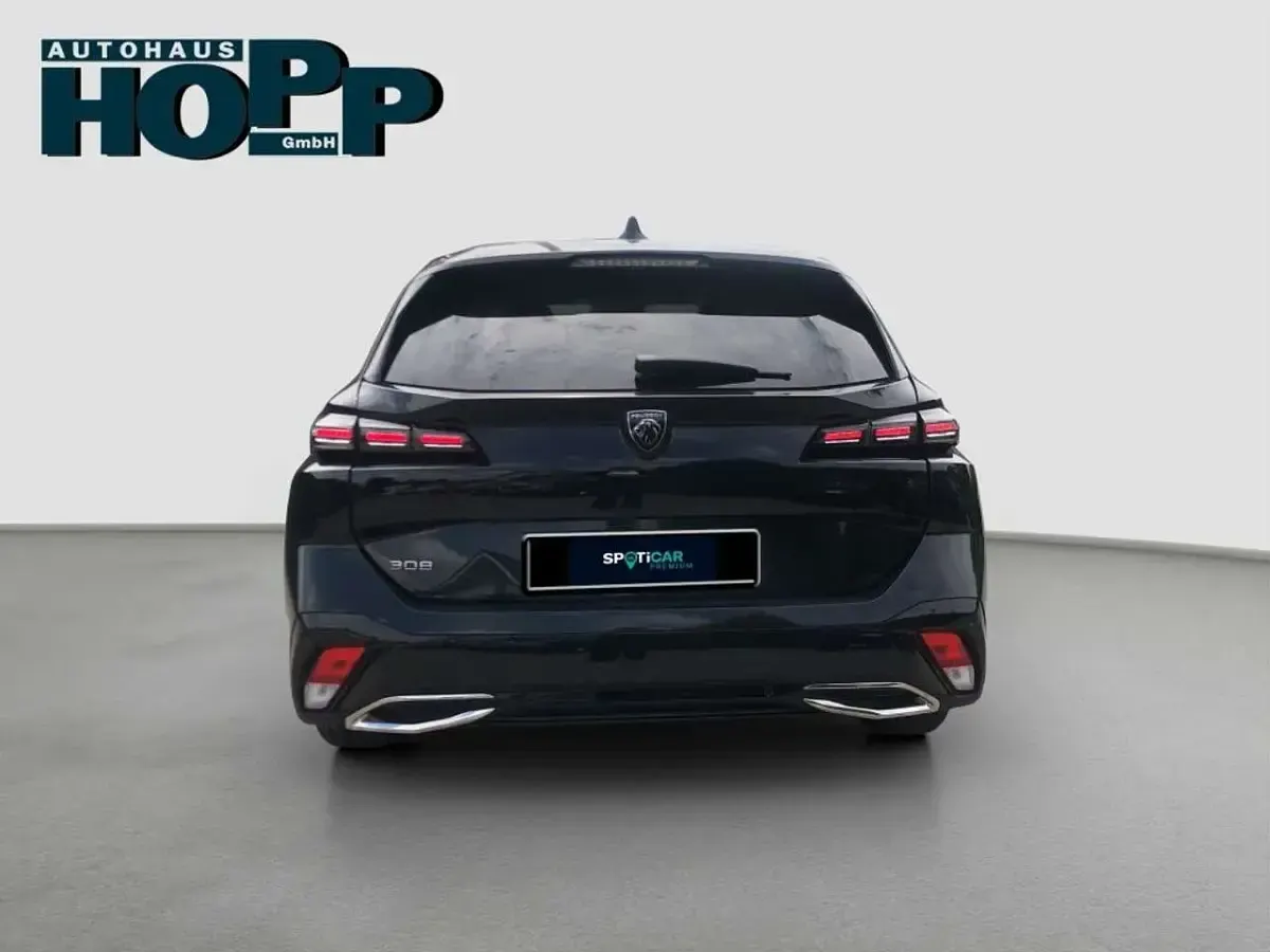 Gebraucht Peugeot 308 SW Allure 131 PS (96 kW) 2023 Perla nera schwarz metallic Kombi