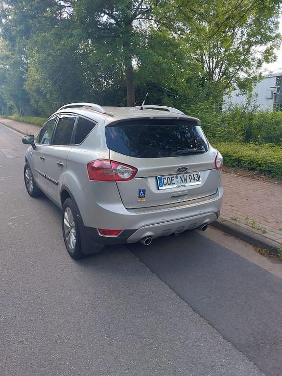Gebraucht Ford Kuga Titanium 163 PS (119 kW) 2011 Silber SUV