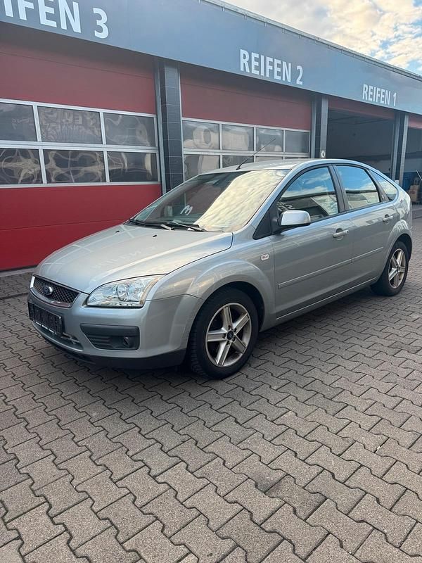 Gebraucht Ford Focus 101 PS (74 kW) 2006 Kleinwagen