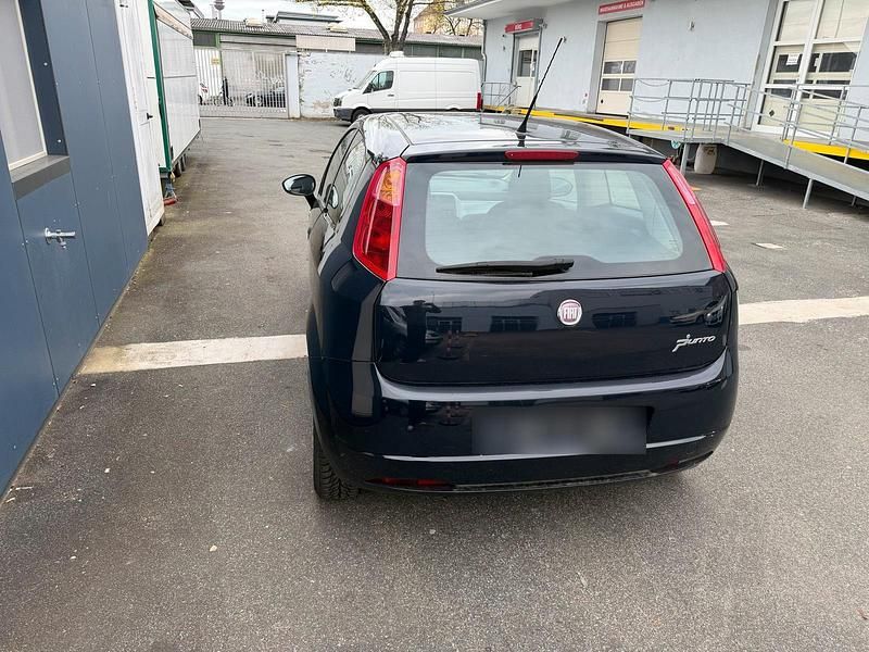 Gebraucht Fiat Punto 64 PS (47 kW) 2006 Blau Kleinwagen