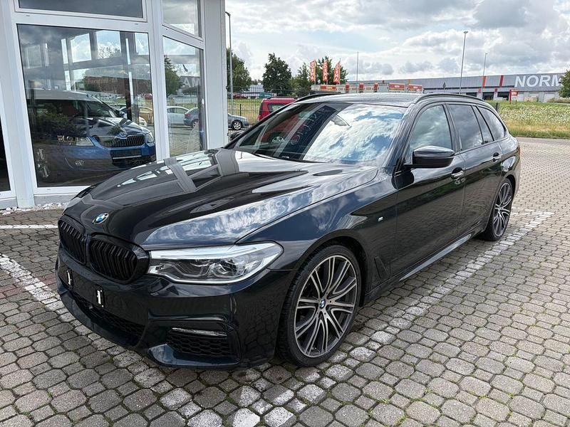 Schwarz Gebraucht 2018 BMW 540 M Sport Kombi | 24.800 € (Fairer Preis) - Bild 1/4