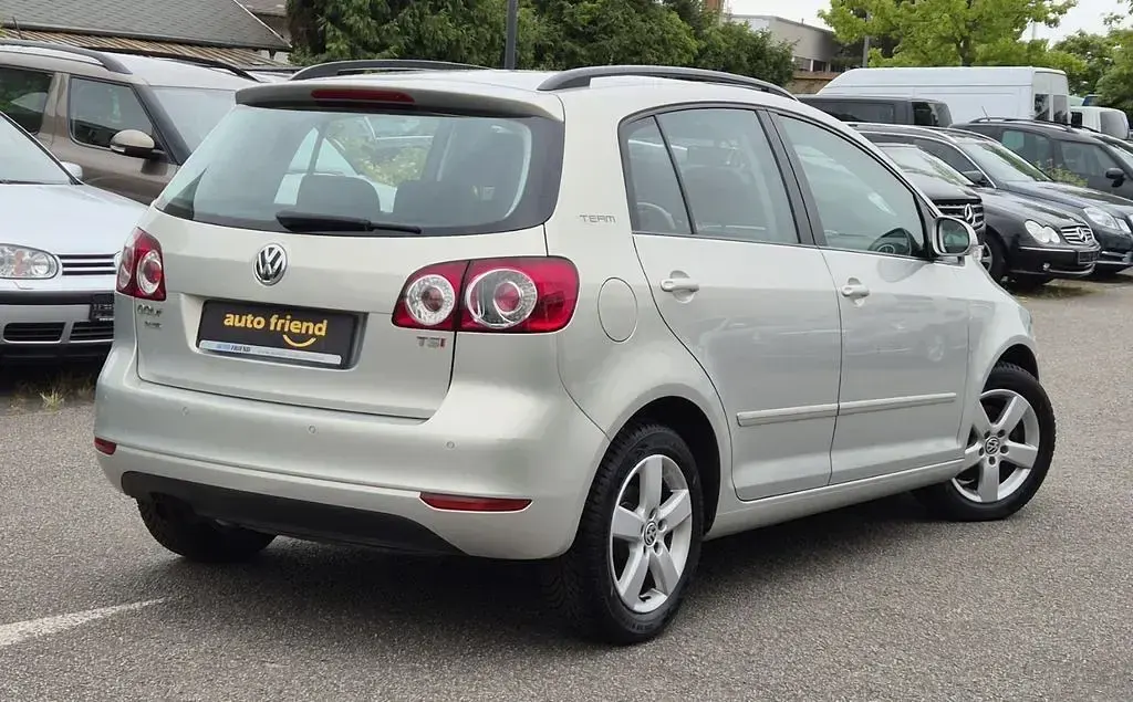 Gebraucht VW Golf Plus Cross 122 PS (89 kW) 2010 Gold Limousine