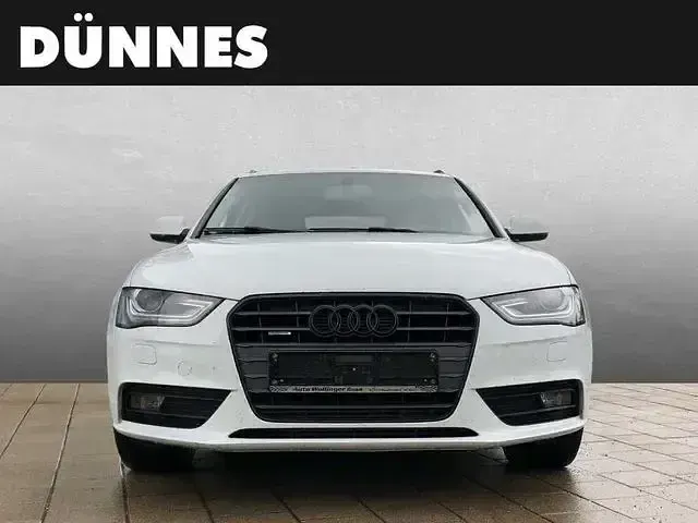 Gebraucht Audi A4 Sport 245 PS (180 kW) 2012 Weiß Kombi