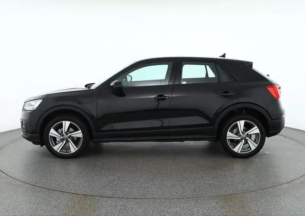 Gebraucht Audi Q2 Ambiente 116 PS (85 kW) 2019 Schwarz SUV
