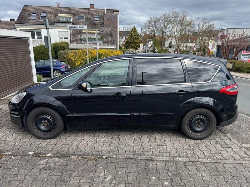 Gebraucht Ford S-MAX Titanium 203 PS (149 kW) 2010 Schwarz Van / Kleinbus