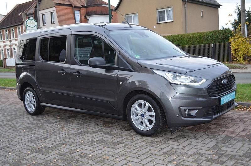 Gebraucht Ford Tourneo 120 PS (88 kW) 2021 Grau Van / Kleinbus