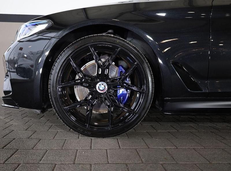 Gebraucht BMW 540 Performance 340 PS (250 kW) 2020 Black sapphire metallic (475) Limousine