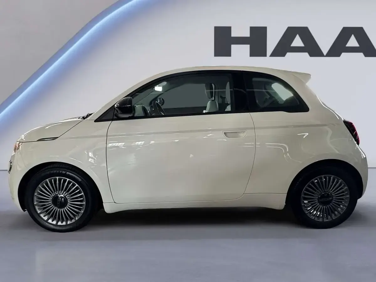 Neu Fiat 500 Icon 65 PS (47 kW) 2026 Weiß Limousine